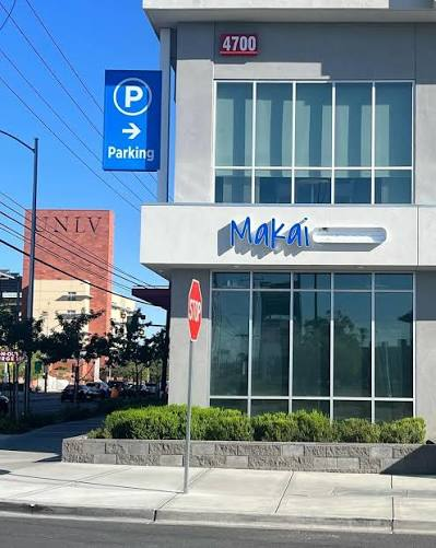 Makai #6 – Maryland Pkwy — photo 2